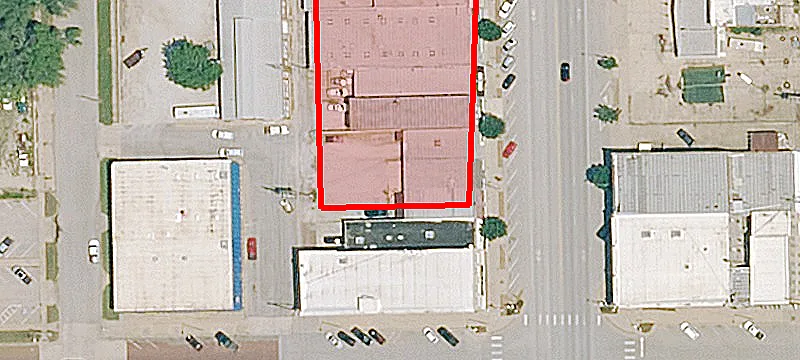 715 Main St
