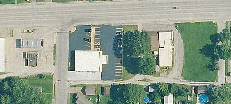 3020 Main St