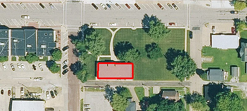 715 Main St