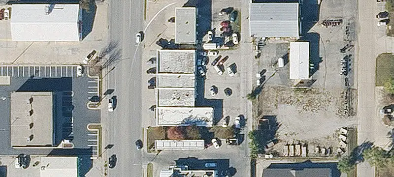1521 Main St