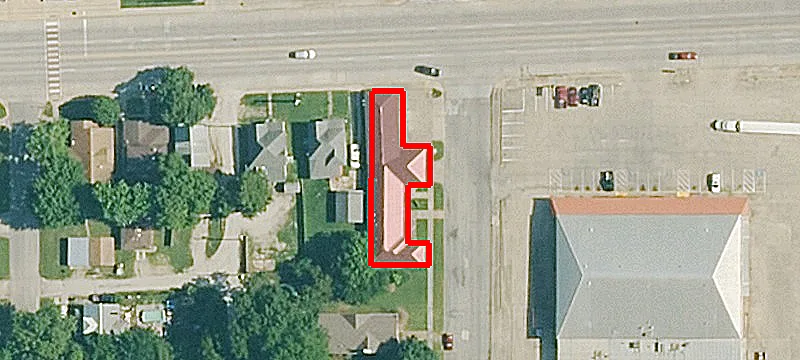 2700 Main St