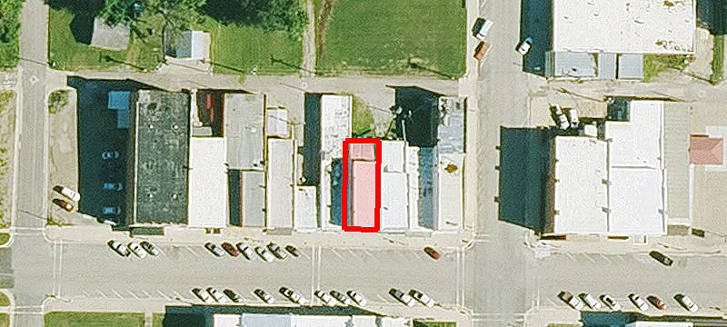 114 8th St