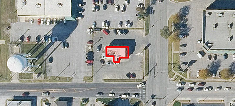 1444 Main St