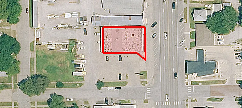 1217 Main St