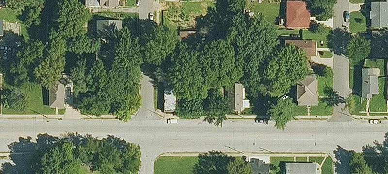 2418 Park Dr