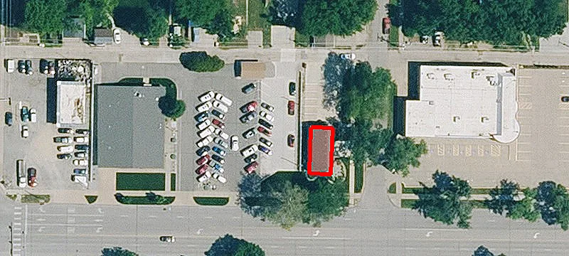 1604 Poyntz Ave