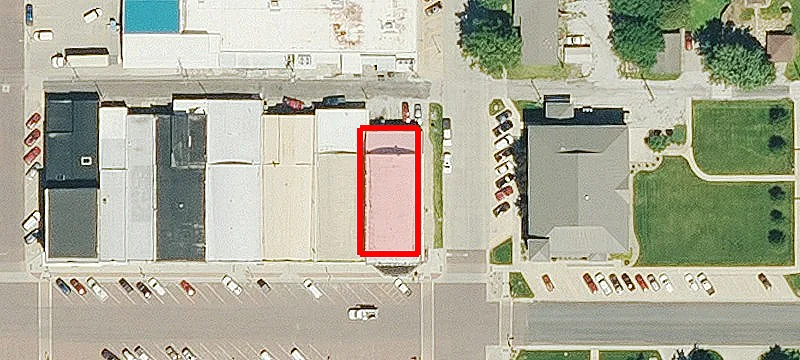 301 Main St
