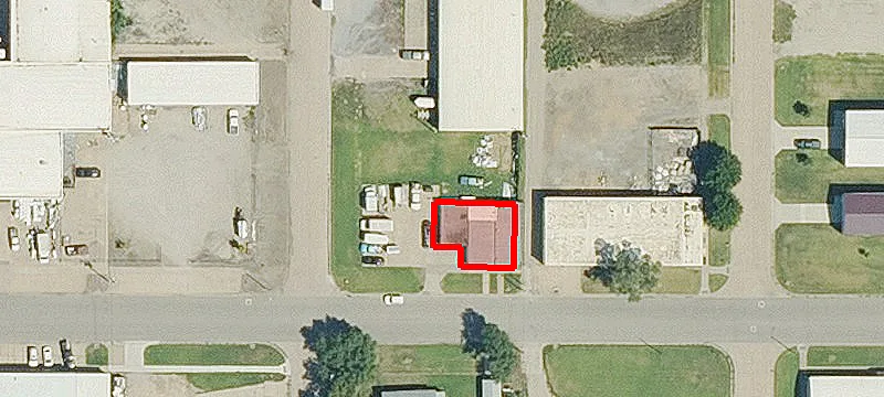 210 Woodland Ave