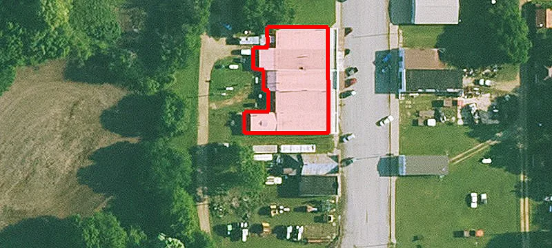 511 Douglas