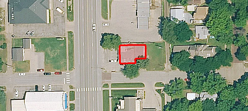 1524 Main St