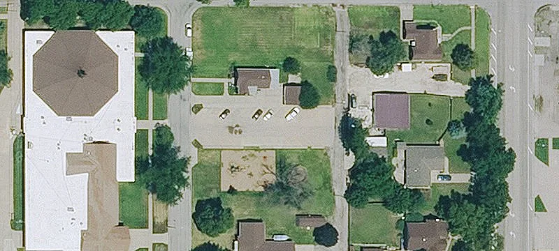 1009 Maple St