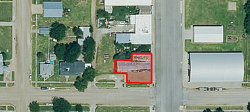 106 Main St