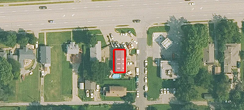 1101 Metropolitan Ave