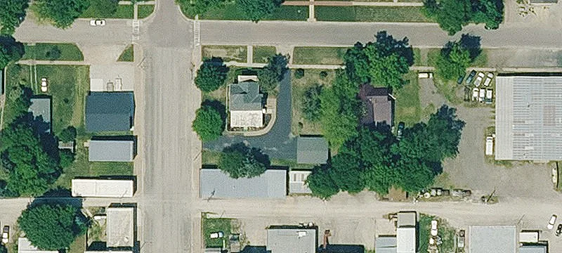 101 3rd St