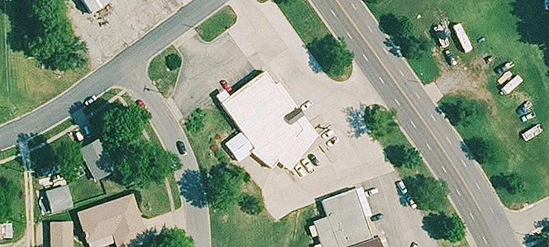 711 Elm St