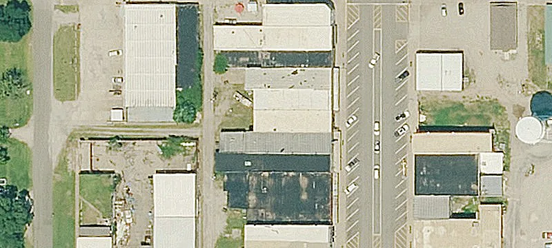 411 Commercial St