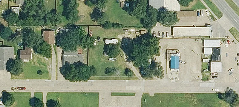 602 Willis Ave