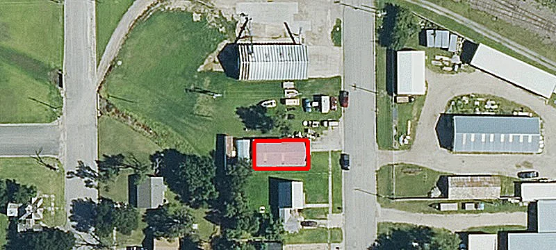 921 Elm St