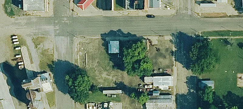 406 Main St