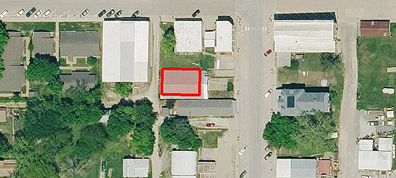 211 Leonard St