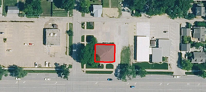 1430 Poyntz Ave