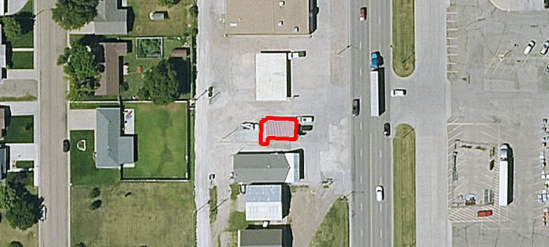 1317 Main St