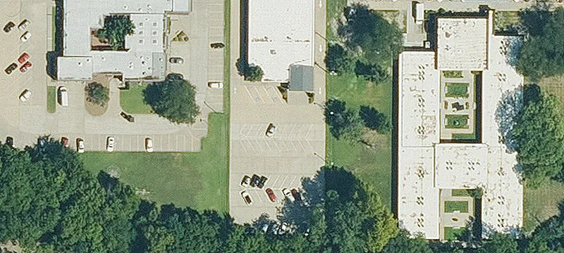 828 Elmhurst Blvd