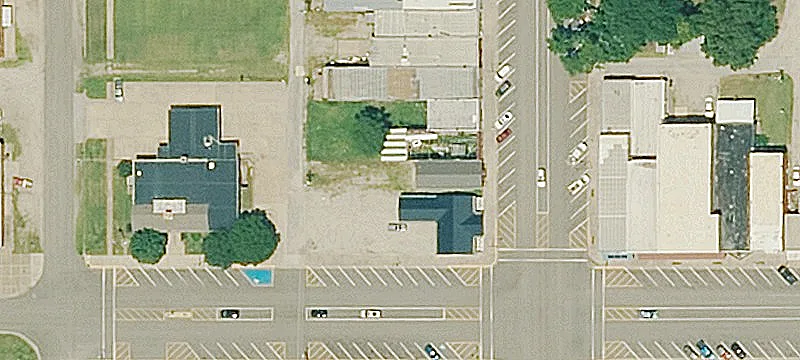 319 Commercial St