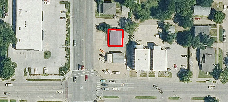 1101 Iron Ave