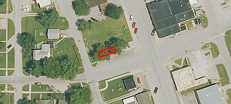 927 Main St