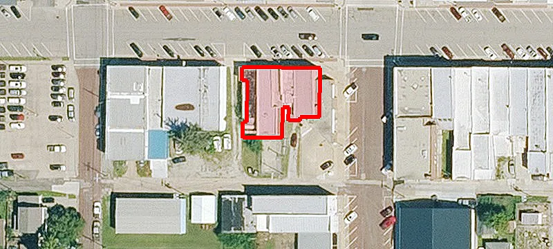 1009 Main St