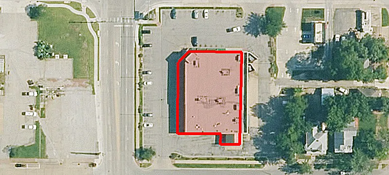 1528 Main St