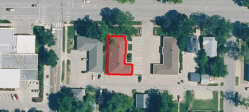 1019 Poyntz Ave