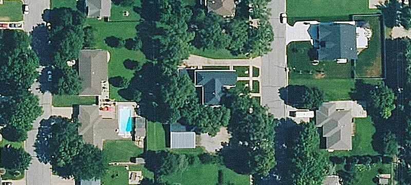 911 Biermann St