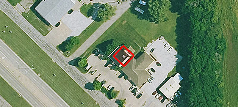 1008 Louis Dr