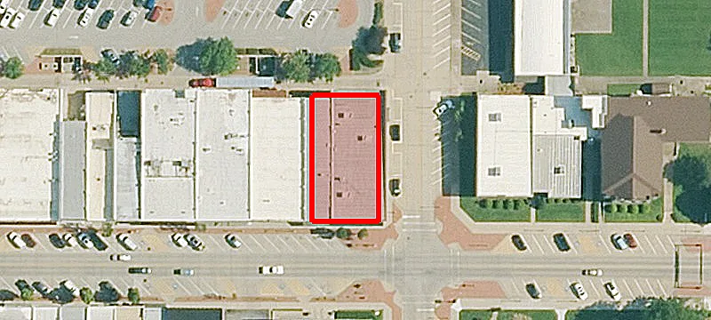 1701 Main St