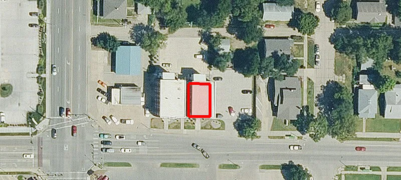 1111 Iron Ave