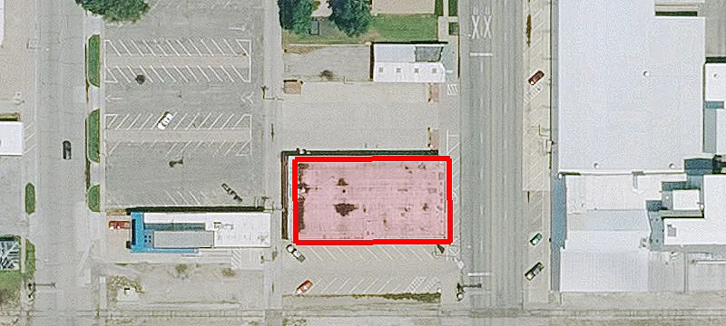 401 Main St