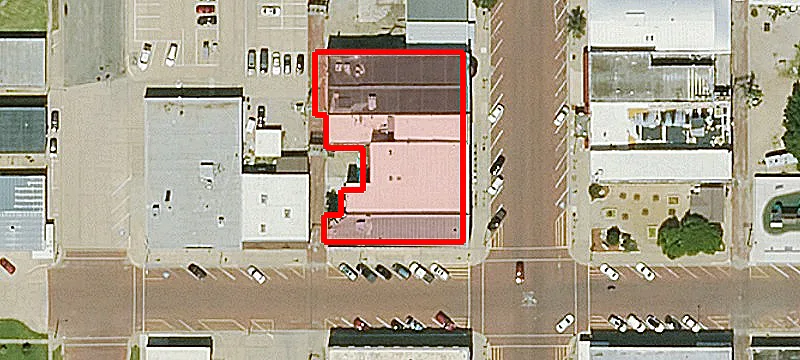 810 Main St
