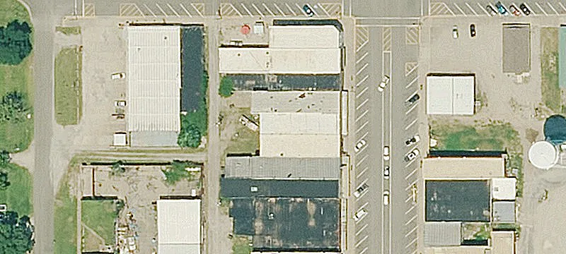 409 Commercial St