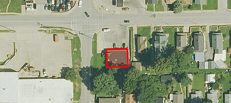 4039 Metropolitan Ave