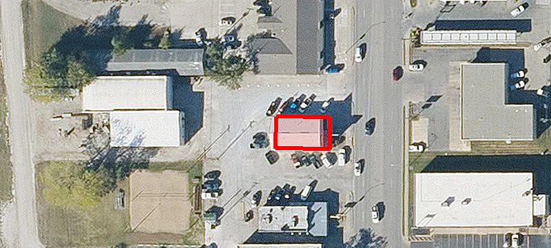 1602 Main St