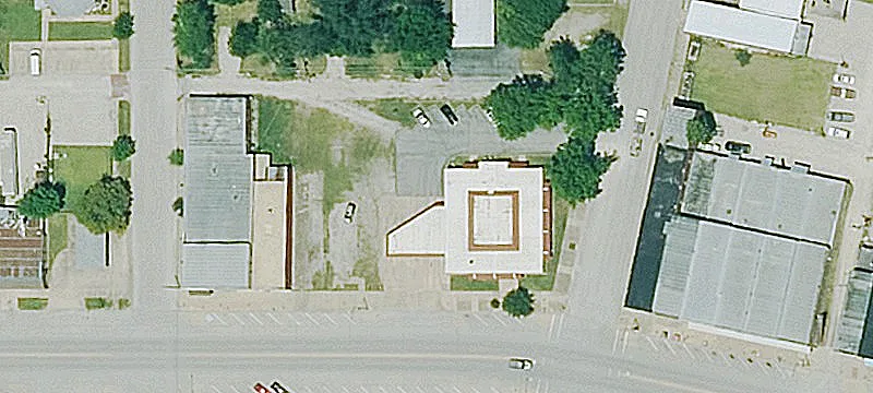 200 Main St