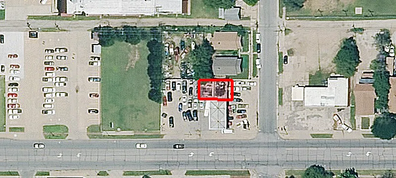 228 4th Ave