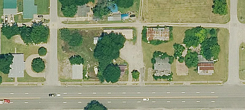 121 Maple St