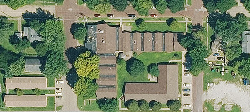 913 Dakota St