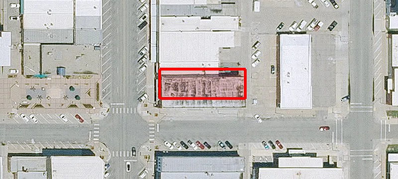 200 Main St