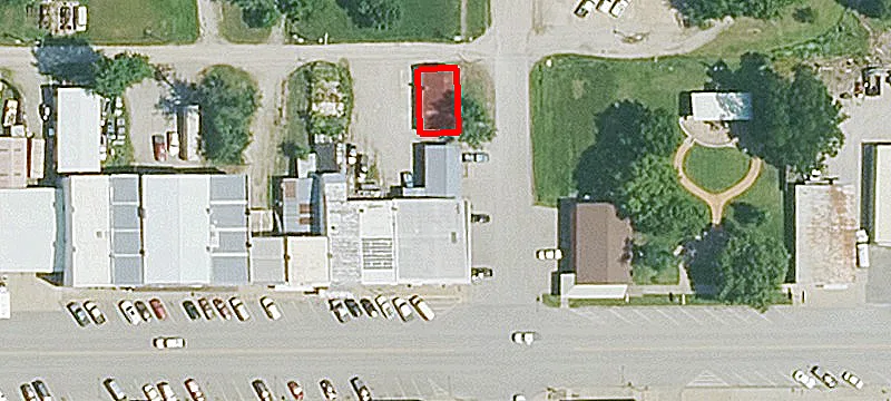 502 Main St