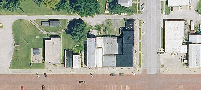 110 Santa Fe Ave