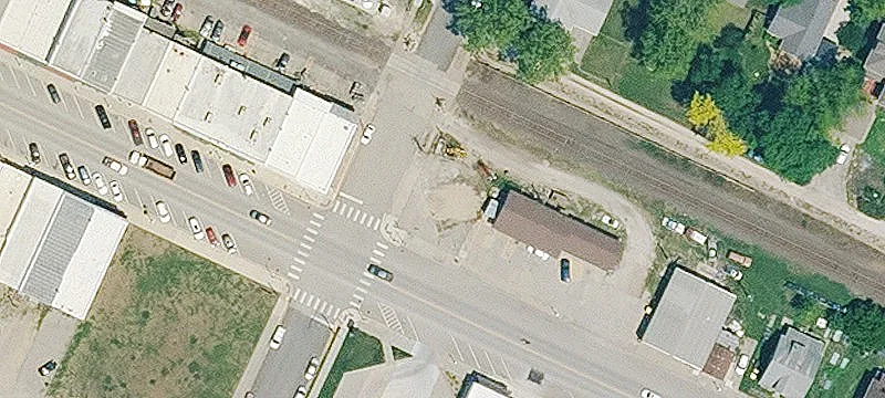 415 Bertrand Ave